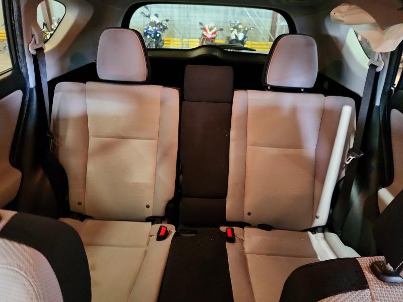 Photo 10 from auction – 2017 TOYOTA RAV4 with VIN JTMWFREV1HJ140162