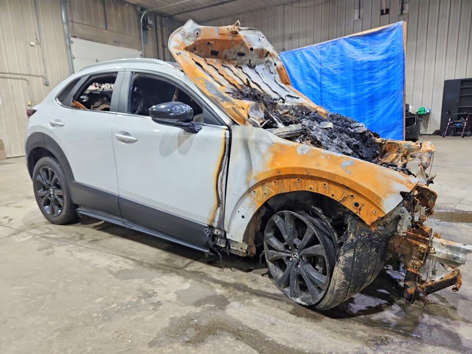 Photo 4 from auction – 2024 MAZDA CX-30 with VIN 3MVDMBBM1RM675687