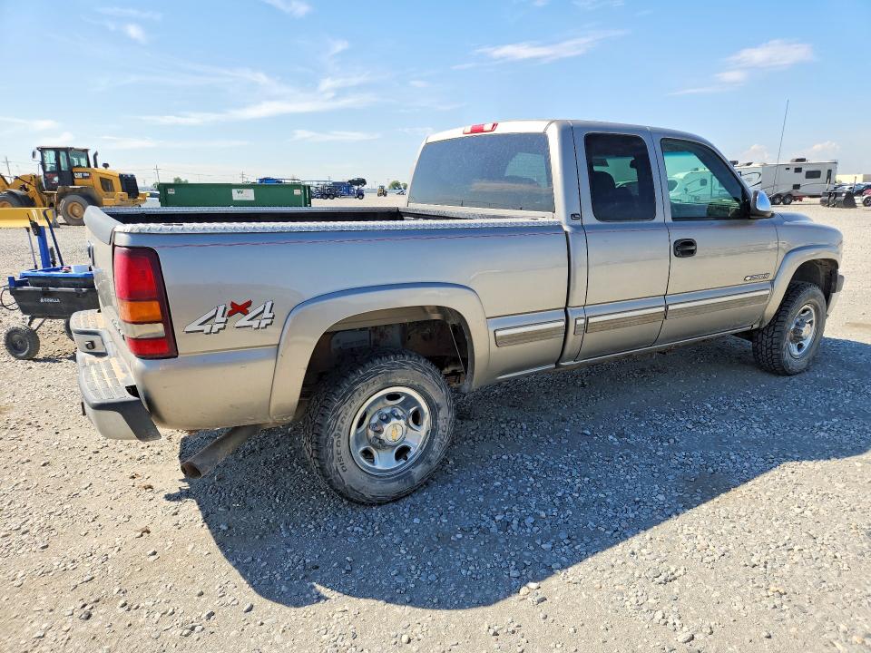 Zdjęcie 3 z aukcji – 2002 CHEVROLET SILVERADO z VIN 1GCHK29U32E225288