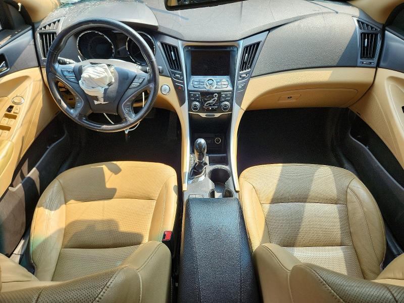 Photo 8 from auction – 2013 HYUNDAI SONATA with VIN KMHEC4A46DA051357