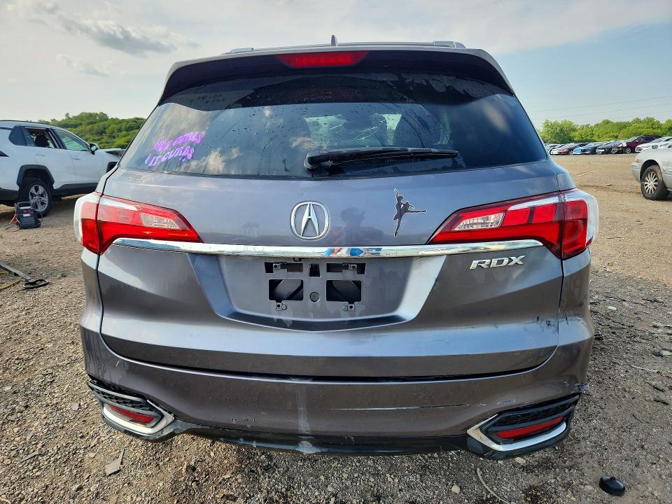 Снимка 6 от търг – 2017 ACURA RDX с VIN 5J8TB4H52HL033687
