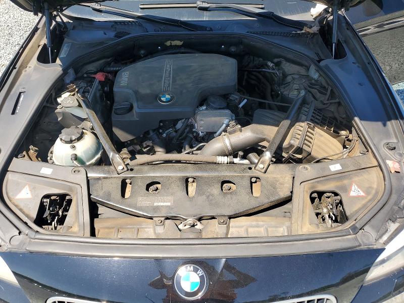 Photo 11 from auction – 2013 BMW 528 with VIN WBAXG5C52DD230374