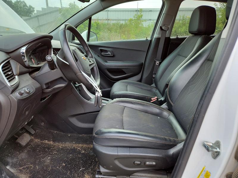 Photo 7 from auction – 2021 CHEVROLET TRAX with VIN KL7CJPSB2MB336693