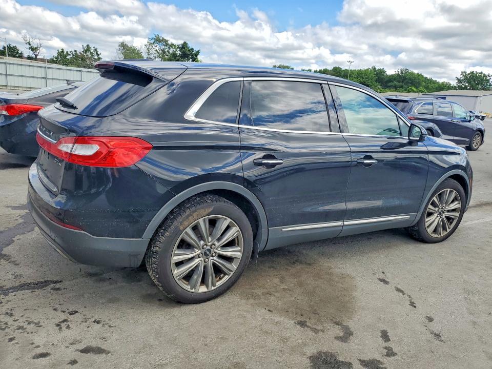 Photo 3 from auction – 2017 LINCOLN MKX with VIN 2LMPJ8LP5HBL30682