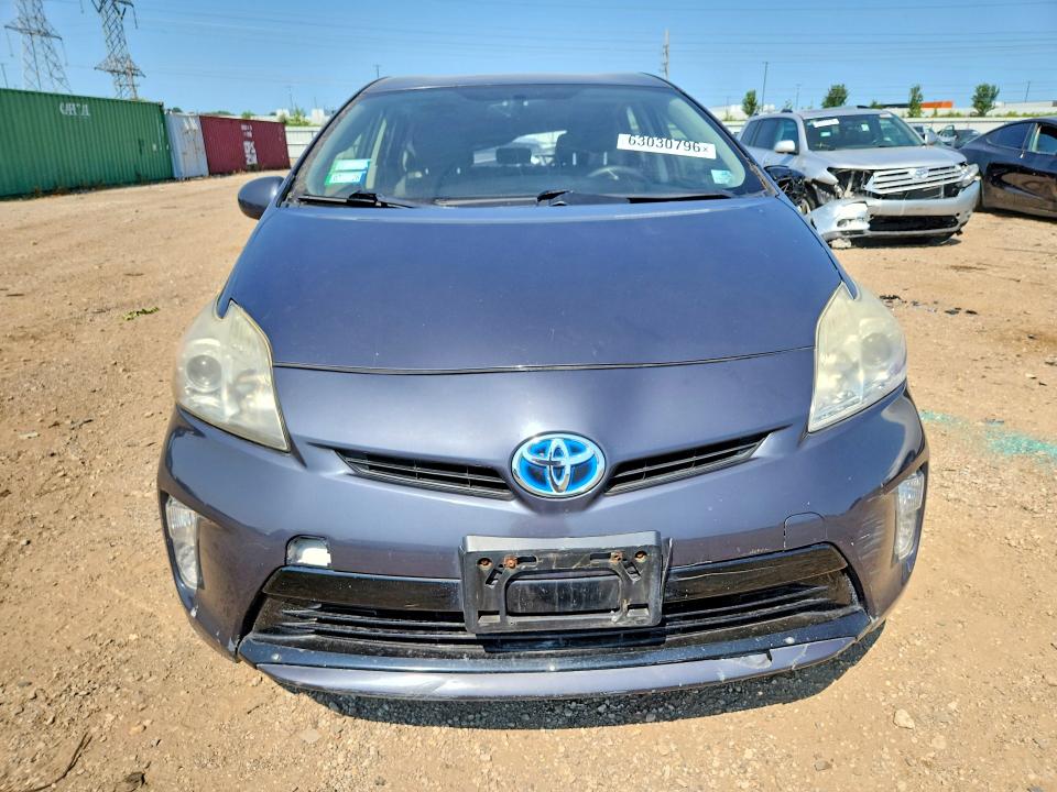Photo 5 from auction – 2013 TOYOTA PRIUS with VIN JTDKN3DU3D5558328