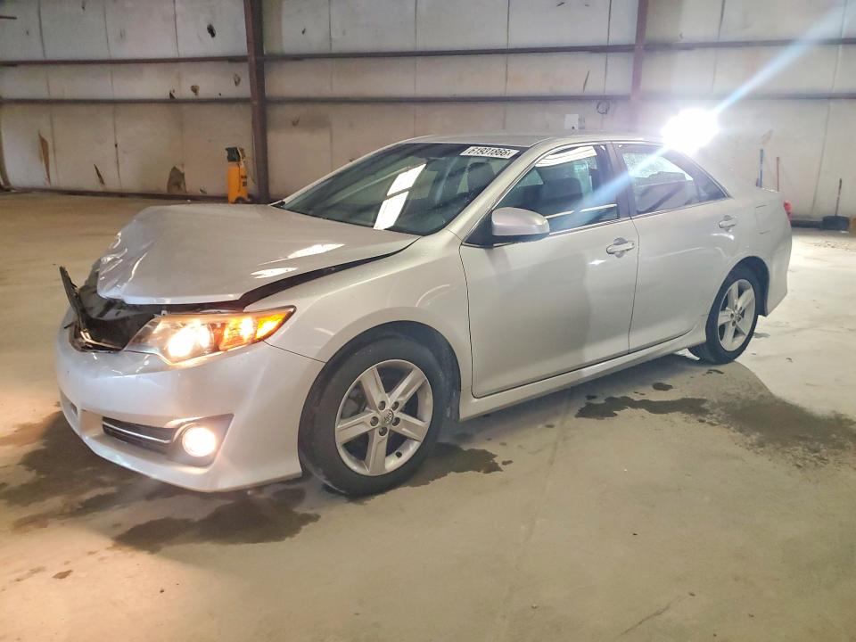 TOYOTA CAMRY 2014 z numerem VIN 4T1BF1FK9EU313386 - Zdjęcie z aukcji