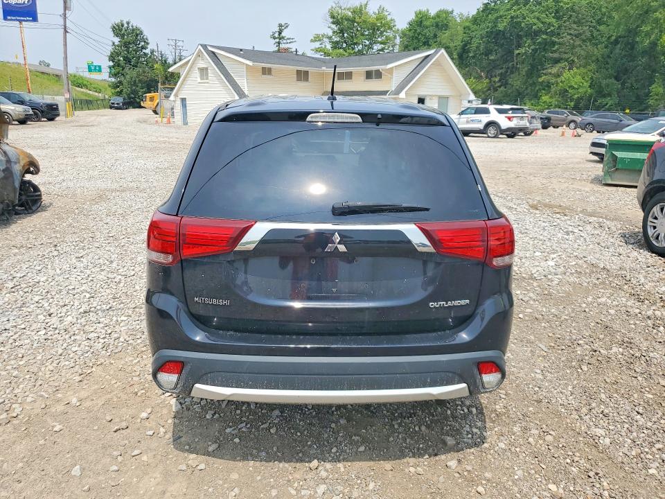 Photo 6 from auction – 2016 MITSUBISHI OUTLANDER with VIN JA4AZ3A31GZ035151