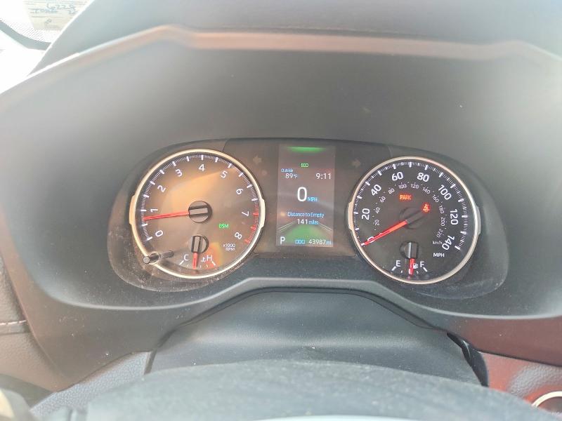 Photo 9 from auction – 2021 TOYOTA RAV4 with VIN 2T3P1RFV7MC166229
