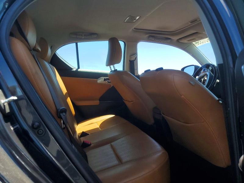 Photo 10 from auction – 2011 LEXUS CT with VIN JTHKD5BHXB2028973