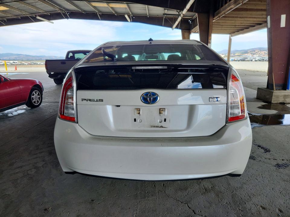Снимка 6 от търг – 2012 TOYOTA PRIUS с VIN JTDKN3DU3C5459555