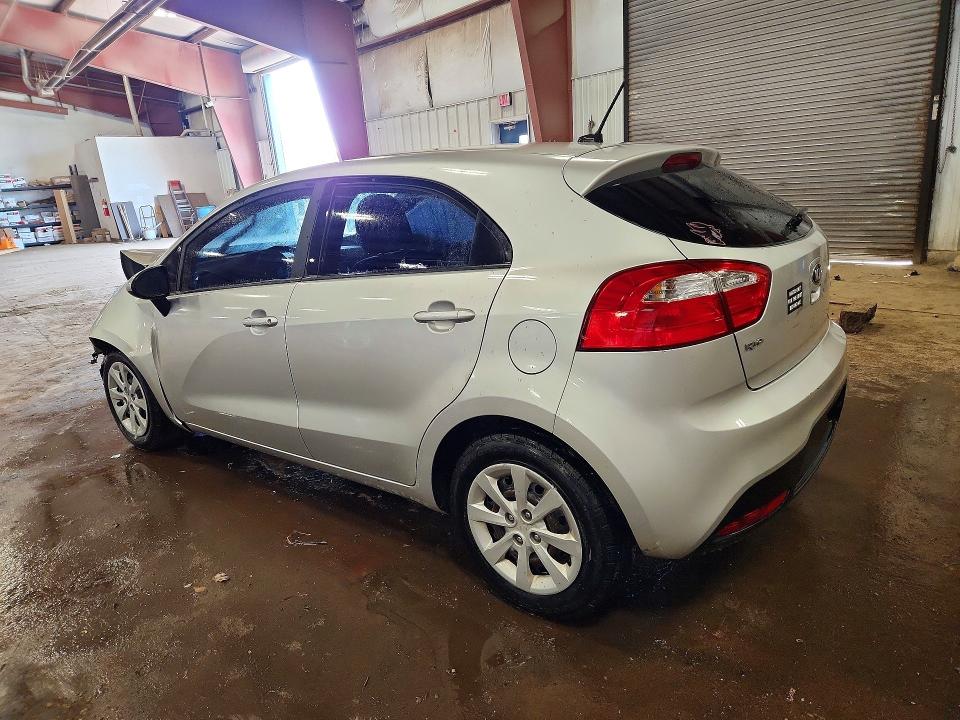 Photo 2 from auction – 2015 KIA RIO with VIN KNADM5A35F6499845