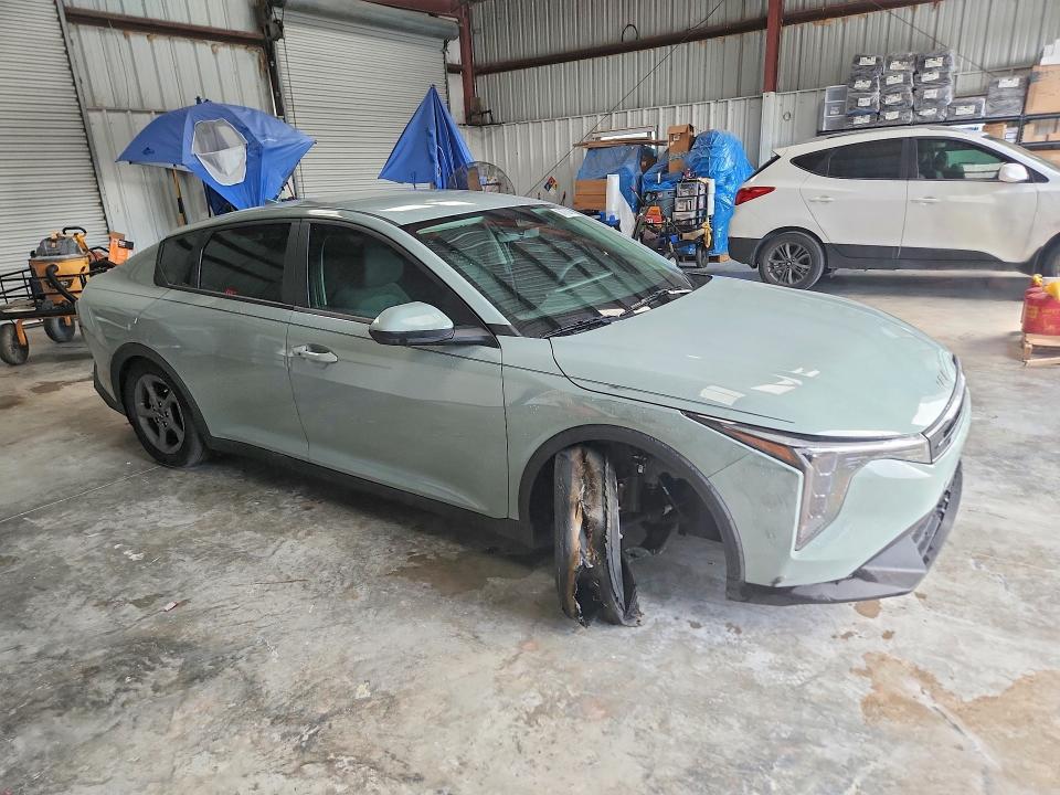 Photo 4 from auction – 2025 KIA K4 with VIN 3KPFT4DEXSE120204