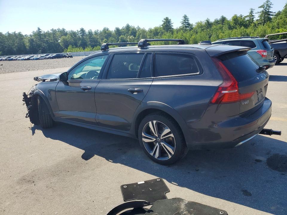 Photo 2 from auction – 2023 VOLVO V60 with VIN YV4L12WZ1P2106352
