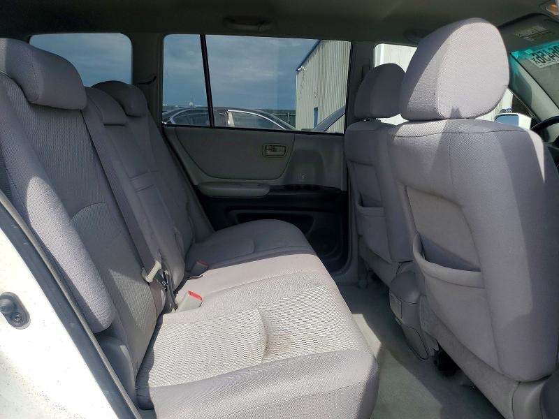 Photo 11 from auction – 2005 TOYOTA HIGHLANDER with VIN JTEGD21A850114420