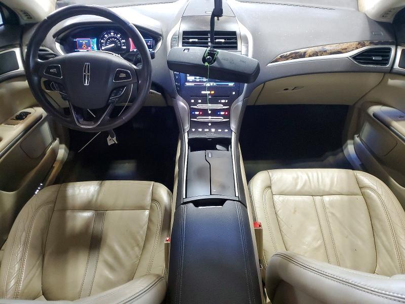 Photo 8 from auction – 2015 LINCOLN MKZ with VIN 3LN6L2LU4FR604098