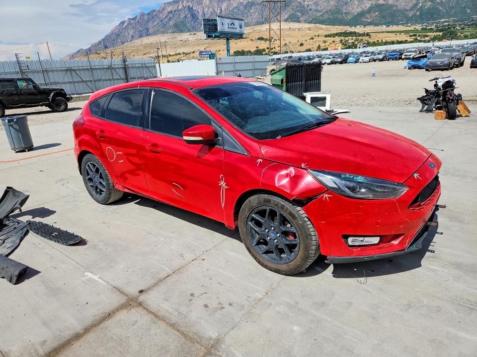 Photo 4 from auction – 2016 FORD FOCUS with VIN 1FADP3K24GL363882