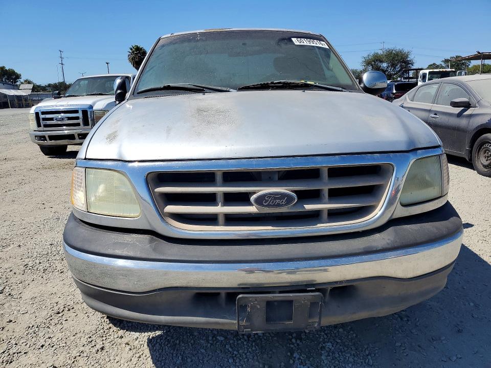 Photo 5 from auction – 2002 FORD F150 with VIN 1FTRX17W82NA93021