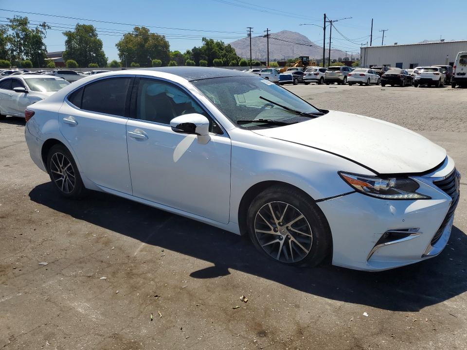 Photo 4 from auction – 2017 LEXUS ES with VIN 58ABK1GG8HU035986