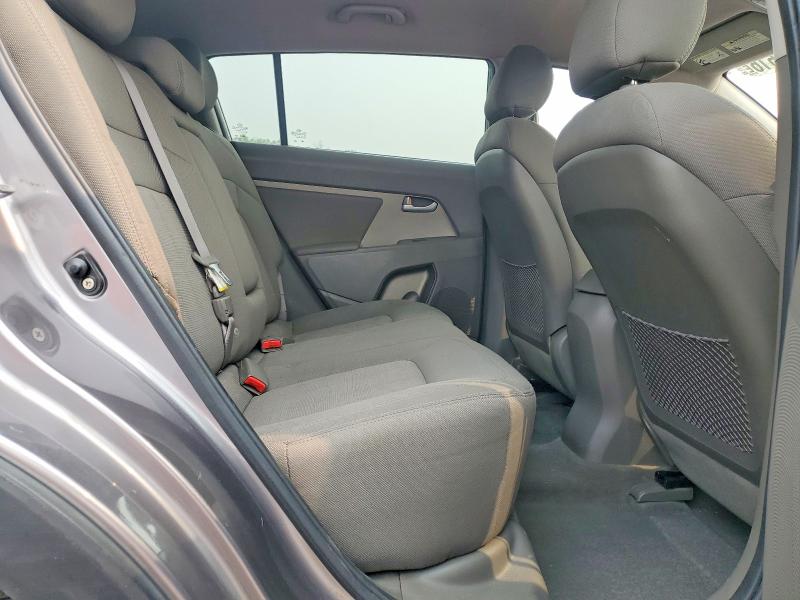 Photo 11 from auction – 2011 KIA SPORTAGE with VIN KNDPBCA2XB7136155
