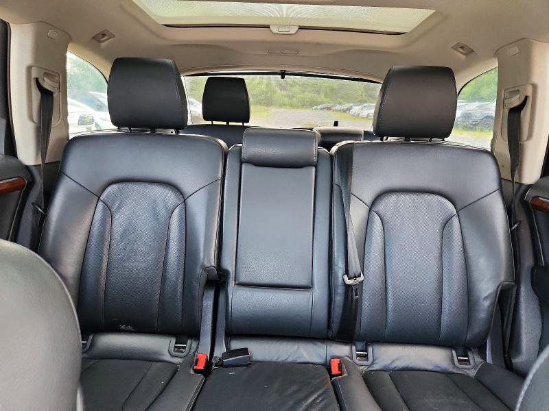 Photo 10 from auction – 2015 AUDI Q7 with VIN WA1DGAFE6FD023266