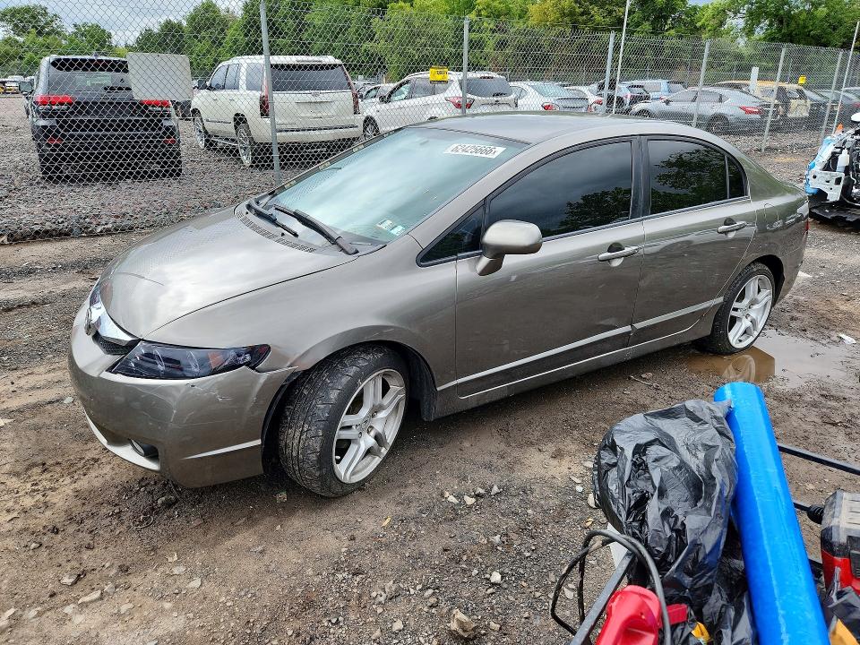 HONDA CIVIC 2007 con VIN 1HGFA15577L100740 - Foto de la subasta