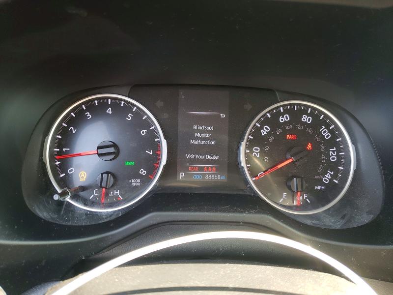 Photo 9 from auction – 2021 TOYOTA RAV4 with VIN 2T3W1RFV4MC133622