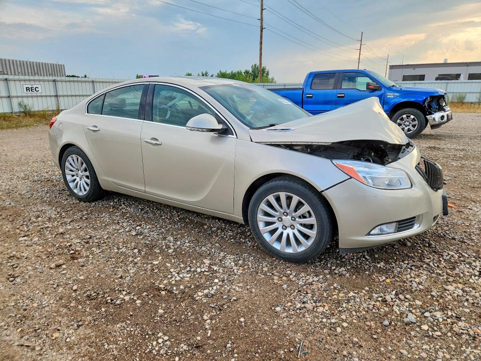 Photo 4 from auction – 2013 BUICK REGAL with VIN 2G4GS5EV4D9175322