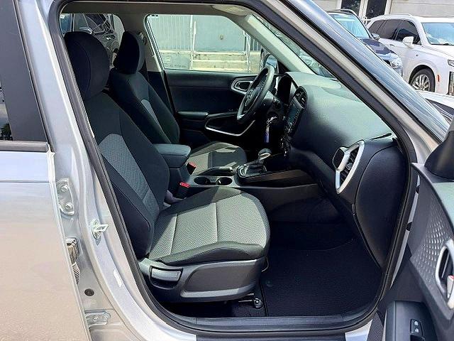 Photo 7 from auction – 2020 KIA SOUL with VIN KNDJ23AU5L7098729