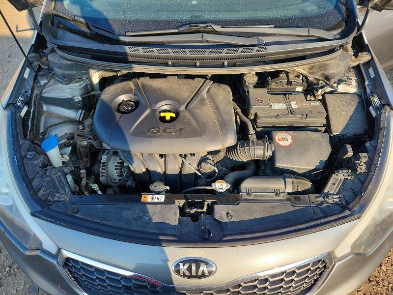 Photo 11 from auction – 2016 KIA FORTE5 with VIN KNAFK5A85G5637465