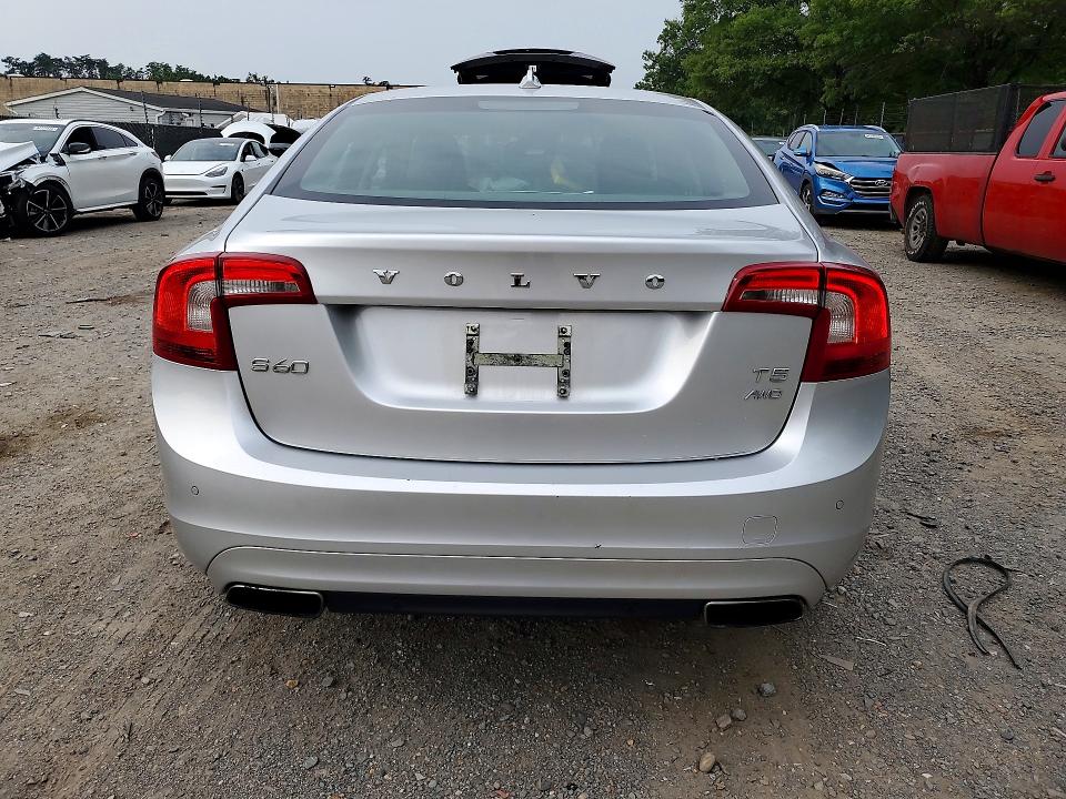 صورة رقم 6 من المزاد - 2015 VOLVO S60 مع VIN YV1612TB1F1304127