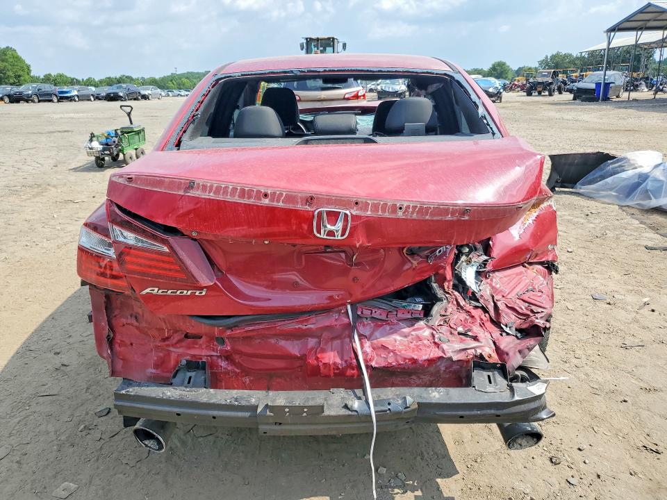 Photo 6 from auction – 2016 HONDA ACCORD with VIN 1HGCR2F58GA137047