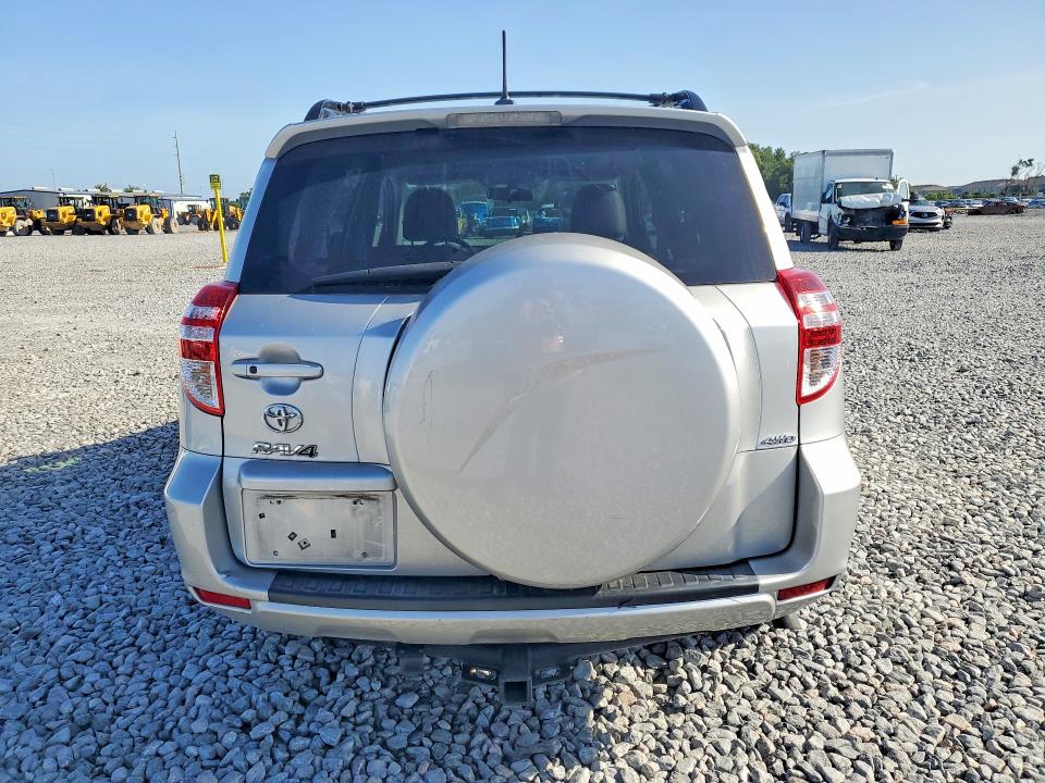Photo 6 from auction – 2011 TOYOTA RAV4 with VIN 2T3DK4DV3BW037082