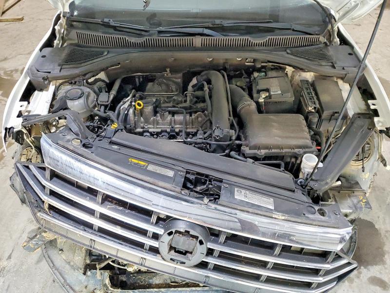 Photo 11 from auction – 2020 VOLKSWAGEN JETTA with VIN 3VWCB7BU6LM031770
