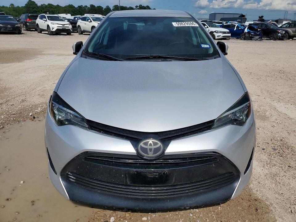 Photo 5 from auction – 2018 TOYOTA COROLLA with VIN 2T1BURHE4JC004626