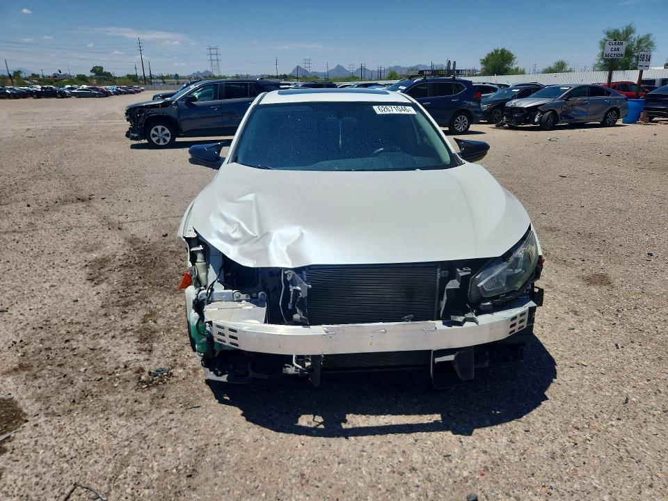 Photo 5 from auction – 2018 HONDA CIVIC with VIN 19XFC2F75JE206330