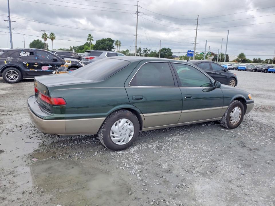 Photo 3 from auction – 1999 TOYOTA CAMRY with VIN 4T1BG22K2XU613153