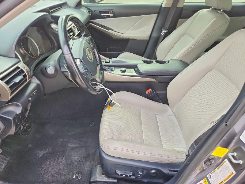 Photo 7 from auction – 2016 LEXUS IS with VIN JTHBA1D22G5031494