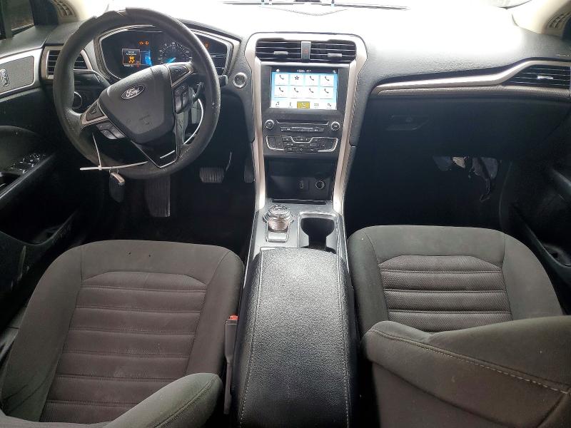 Photo 8 from auction – 2017 FORD FUSION with VIN 3FA6P0HD2HR140176