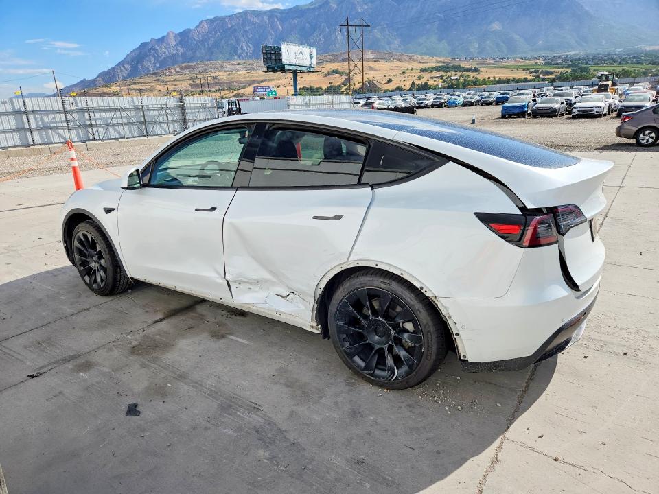 Foto 2 de la subasta – 2021 TESLA MODEL Y con VIN 5YJYGDEE2MF302102