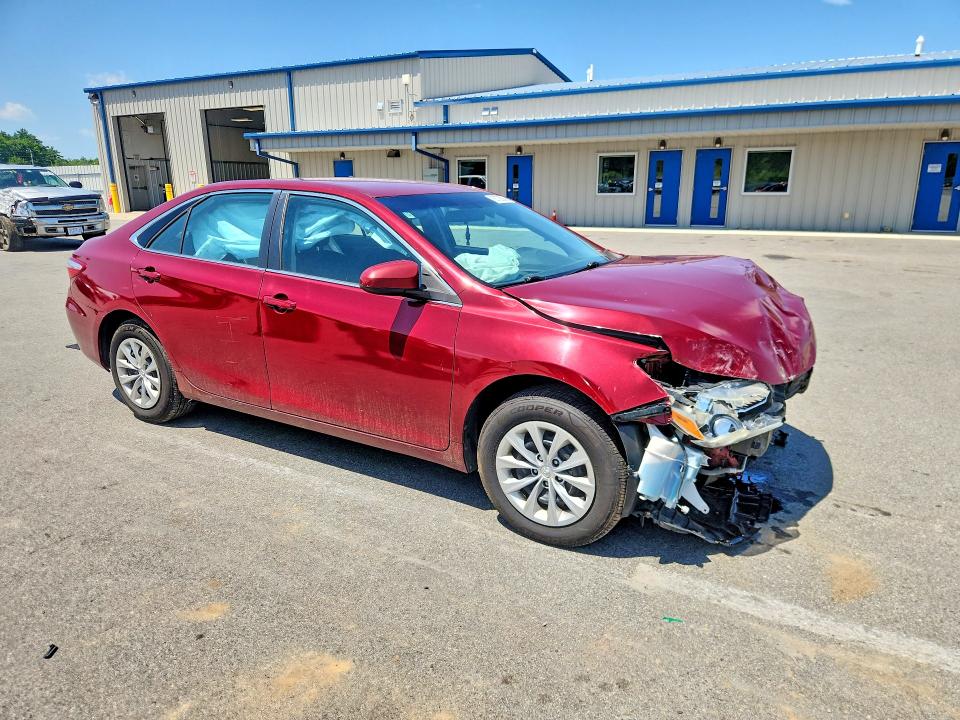 Photo 4 from auction – 2017 TOYOTA CAMRY with VIN 4T1BF1FK6HU664941