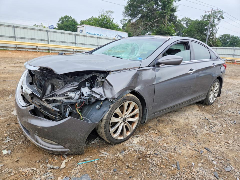 HYUNDAI SONATA 2011 with VIN 5NPEC4AC5BH161415 - Photo from auction