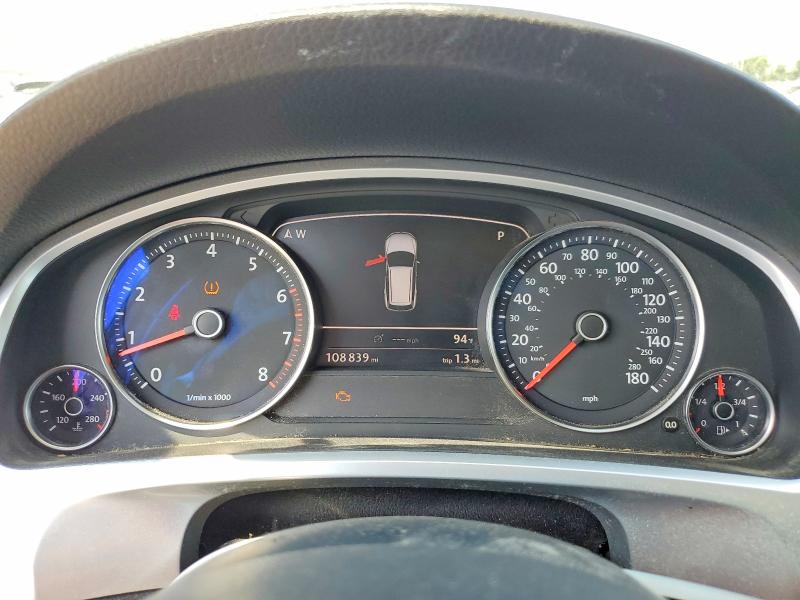 Photo 9 from auction – 2012 VOLKSWAGEN TOUAREG with VIN WVGEF9BP1CD011777