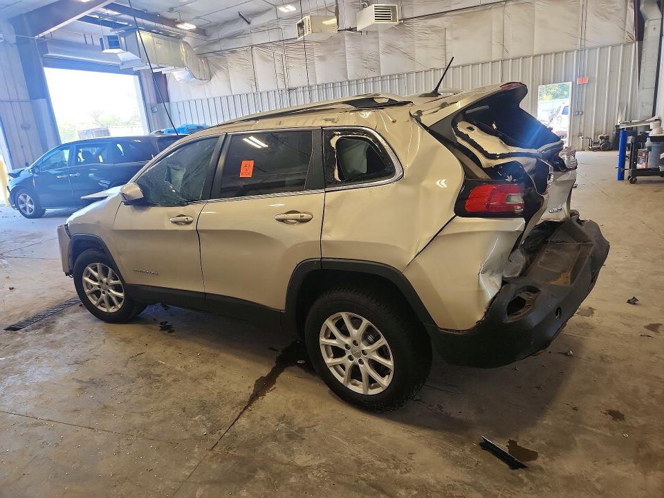 Photo 2 from auction – 2015 JEEP CHEROKEE with VIN 1C4PJMCB2FW535109