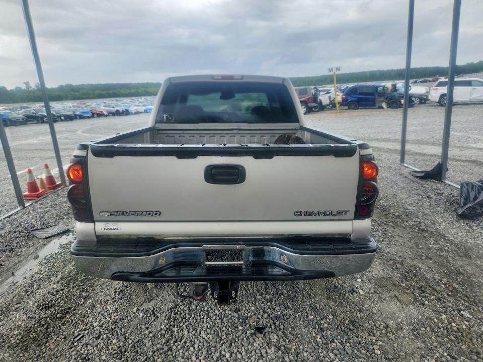Photo 6 from auction – 2005 CHEVROLET SILVERADO with VIN 2GCEC13T051155622