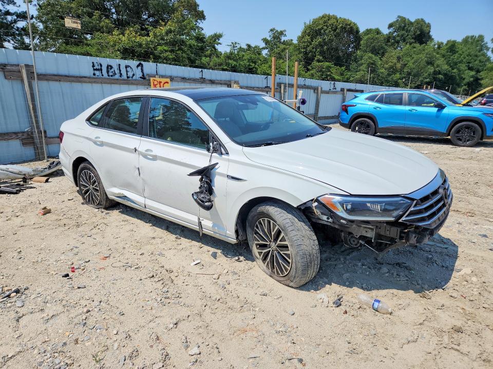 Photo 4 from auction – 2019 VOLKSWAGEN JETTA with VIN 3VWE57BU7KM098716