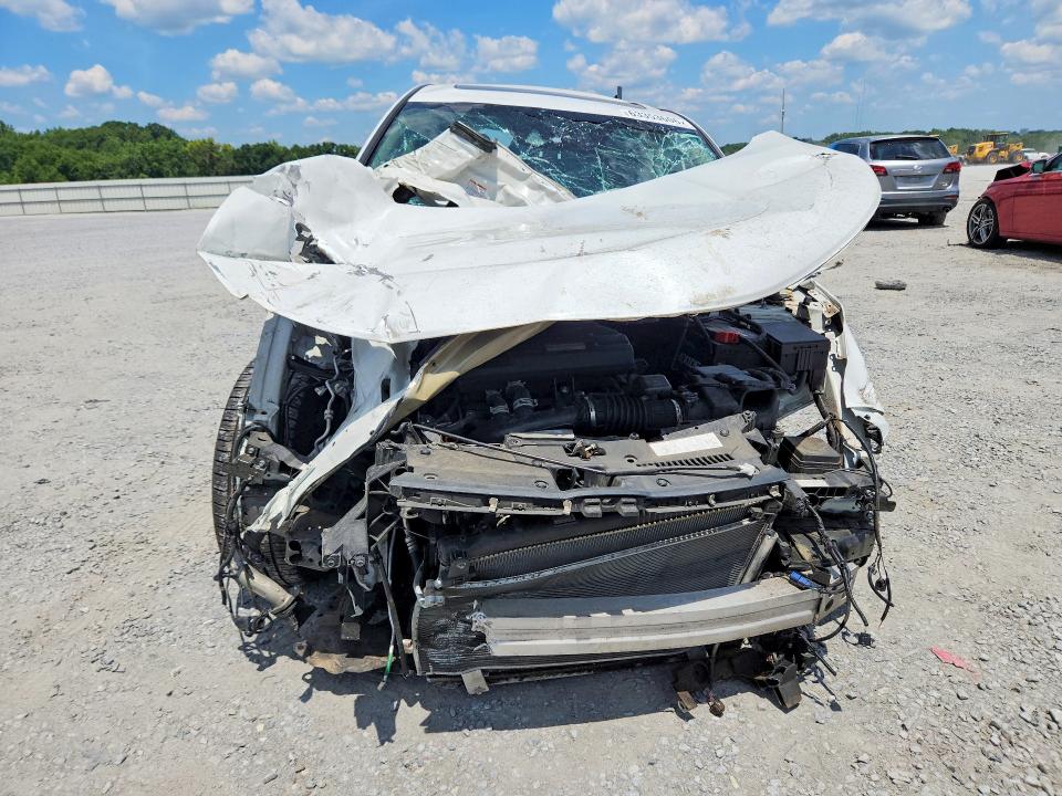 Photo 5 from auction – 2019 HONDA CR-V with VIN 2HKRW2H50KH635128