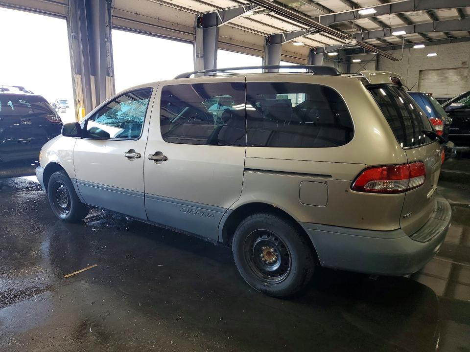 Photo 2 from auction – 2003 TOYOTA SIENNA with VIN 4T3ZF19C93U552914