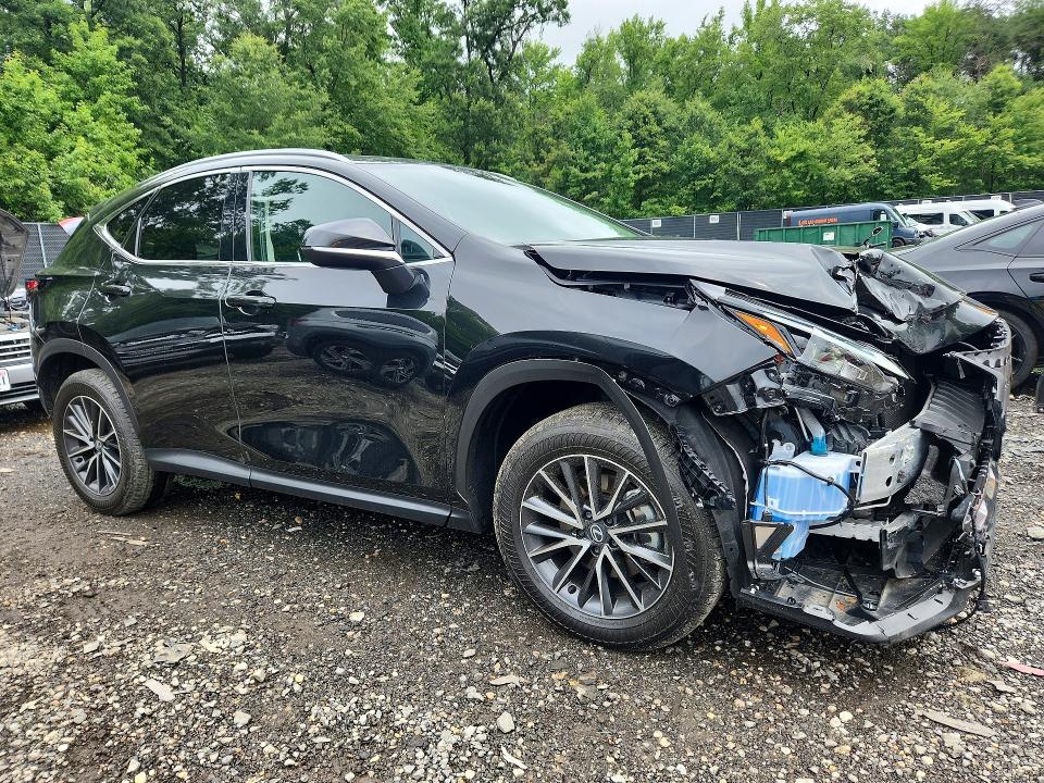 Photo 4 from auction – 2026 LEXUS NX with VIN 2T2GGCEZ3TC107570