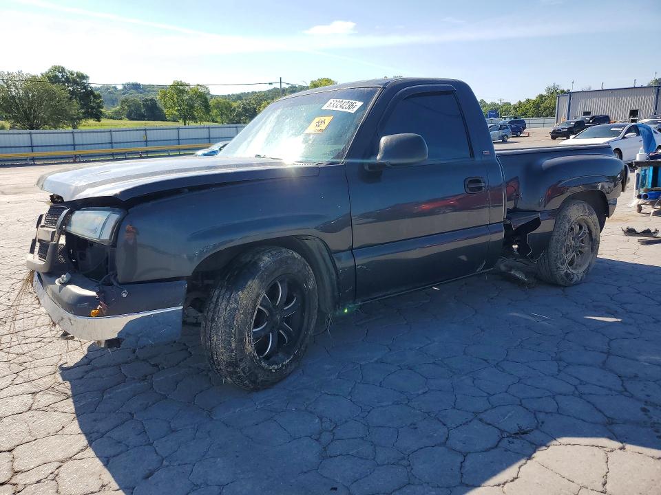 2003 CHEVROLET SILVERADO - Търг №63324236
