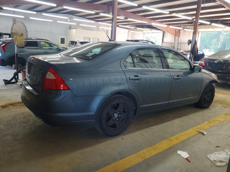 Photo 3 from auction – 2011 FORD FUSION with VIN 3FAHP0HA0BR230321